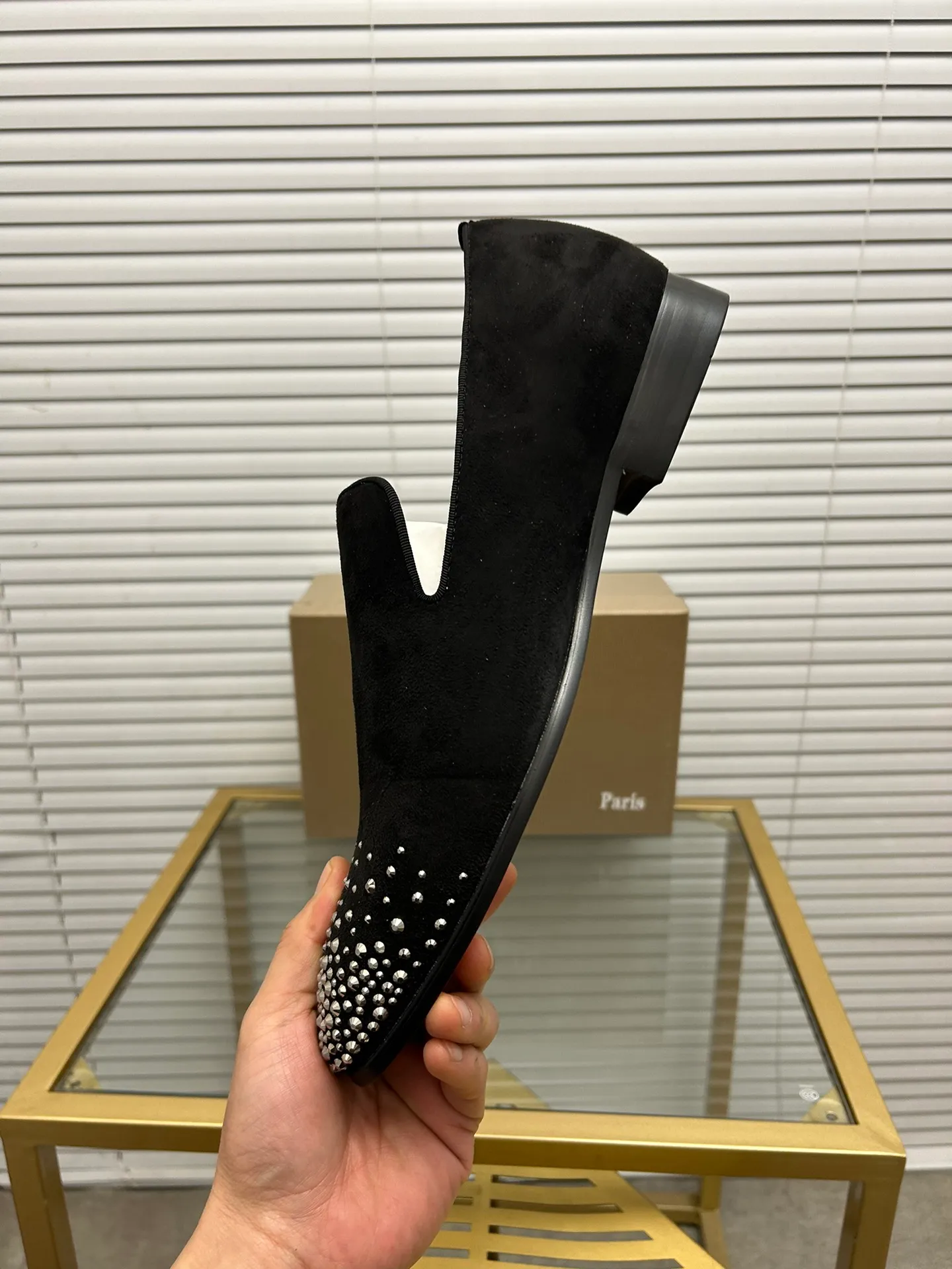 (Customized model) Ex-factory price is 520. christian louboutin (CL red sole shoes) counter series, casual sneakers for couples 📢 📢 📢 Exclusive hot style release 🎈🎈💪 Movable latex feet 👻 Finished outsole line [Proud] 😝Female 35-40# Male 38#-46, global supply😝 [Top version]: Original imported genuine leather upper, top original leather lining, original molded TPU outsole, original 1:1 detail processing, original shoe last,